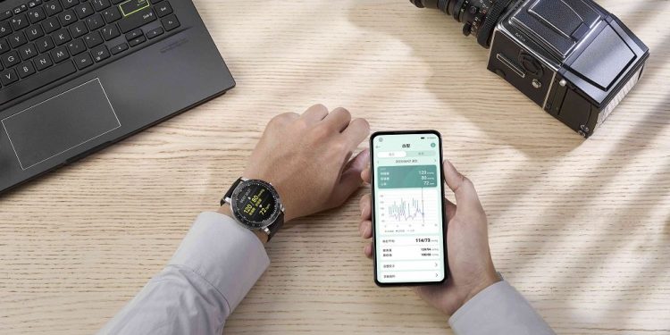 華碩智慧健康錶軟體獲衛福部認證可量血壓　ASUS VivoWatch 功能再升級