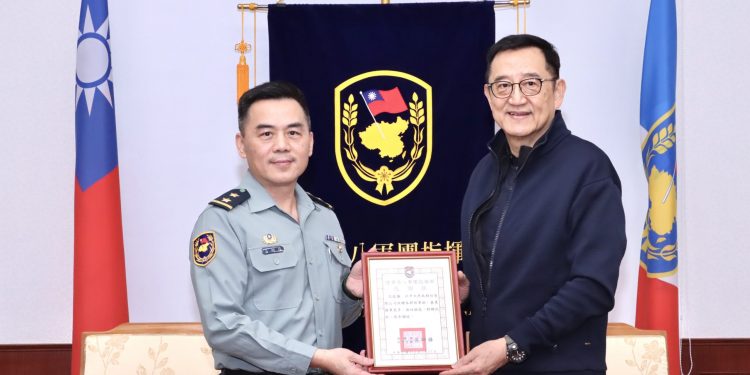 欣中天然氣公司八軍團敬軍慰問 表達對國軍敬意