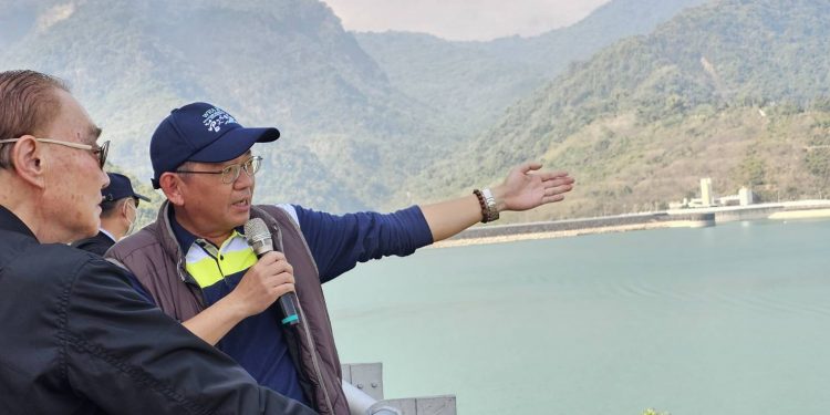 馮世寬關心曾文水庫藍色公路及嘉義農場發展