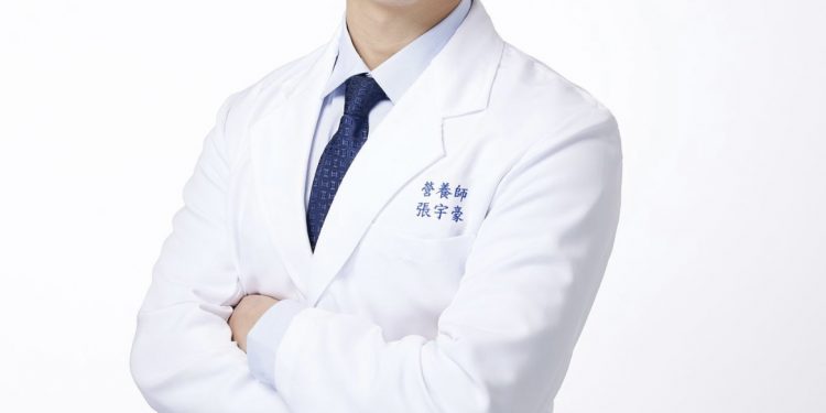 營養師、健身雕塑一把罩!宇豪教練斜槓雙身份 助學員找回自信