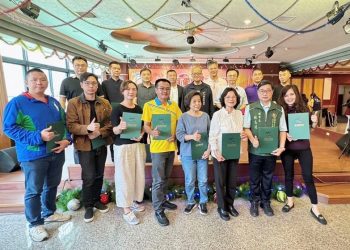 綠岩能源懷抱永續初心 溫馨響應地方公益