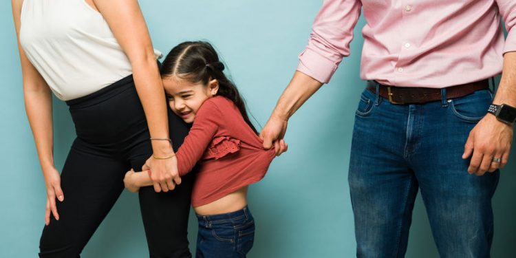 不想沒了老公又失去孩子!大愛徵信社協助爭取監護權 幫妳處理棘手問題!