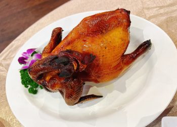 礁溪甕窯雞一條街，網友推薦萬則評論及4.9顆星的名店