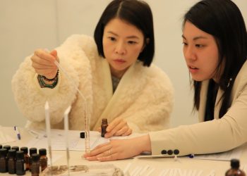 紡織公主Julie香氛夢 Aromabrand助力打造個人香氛品牌 引領市場新風潮