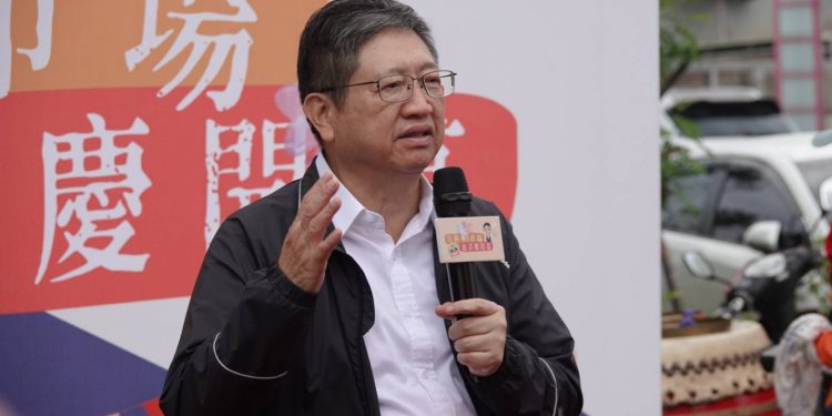 芎林公有零售市場重建慶開幕 「青銀共市」新氣象