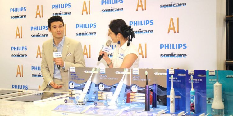 飛利浦 Sonicare 代言人鳳小岳講座 分享質感智慧生活哲學