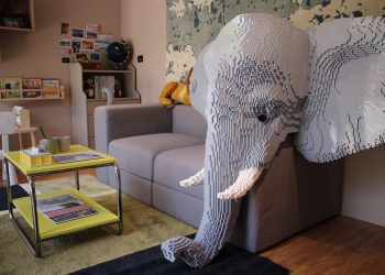 展現居家軟裝新美學　樂高攜 IKEA 打造「家點樂高風」快閃信義區