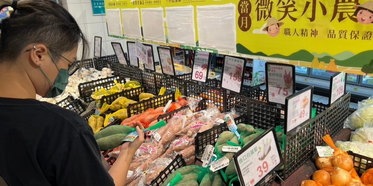 從產地到餐桌最短距離 家樂福微笑小農專區 產地搬到賣場