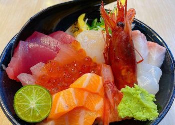 屏東美食｜從生魚片到炸物，六家屏東東港華僑市場不可錯過的美味