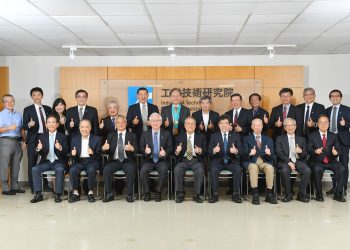 工研院院士提出「生成式AI發展倡議」五大策略加速百業AI化