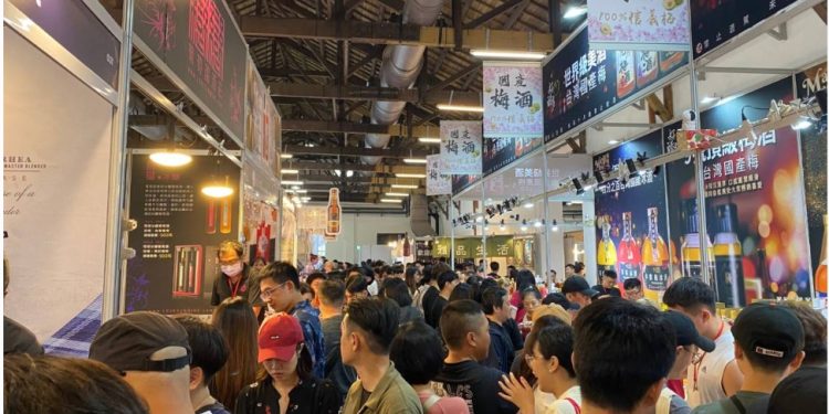 國際品酒生活節 攜手「餐酒館」推公益