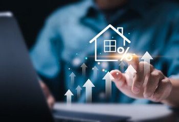 央行「打炒房組合拳」恐殃及無辜？楊金龍：1個月內提配套