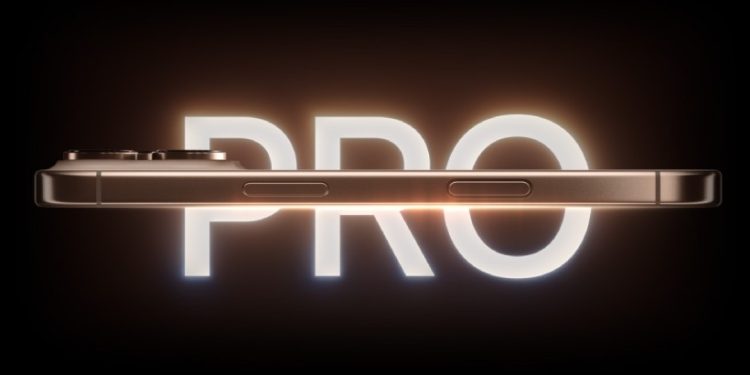 蘋果iPhone 16系列耀眼登場 內建AI功能、新色具科幻感