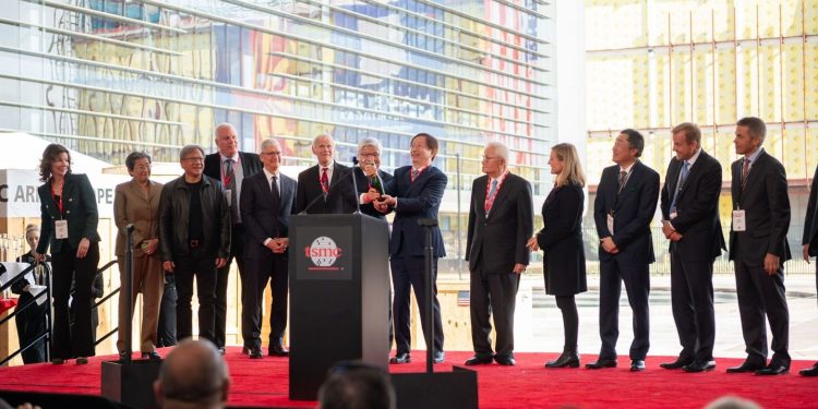 台積電美國廠傳產出A16晶片?數量雖少卻極具意義