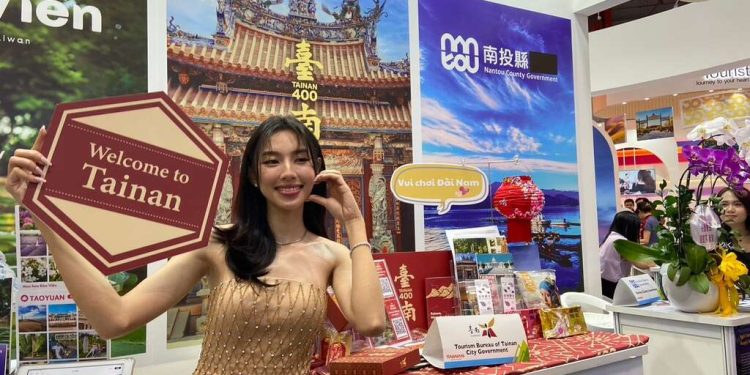 臺南400「越」來「越」精彩 胡志明市國際旅展ITE吸引人潮目光