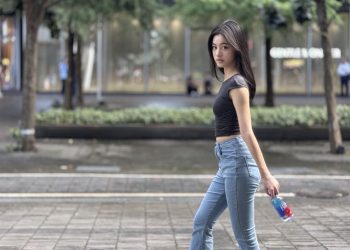 喝礦泉水上傳時尚街拍到IG 有機會獲好水