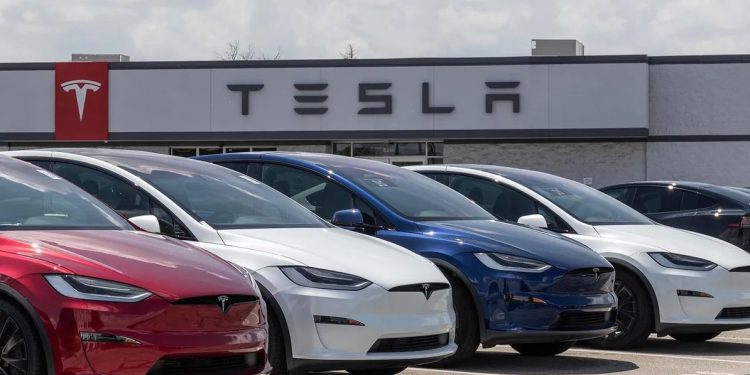 特斯拉第三季交車逾46萬輛!恢復季成長軌道、股價逆勢暴跌