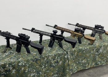 軍備局205廠公開XT-112新式戰鬥步槍