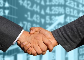 網友嘆想棄00919…股民讚凱基「00915」強：換股能力高下立判