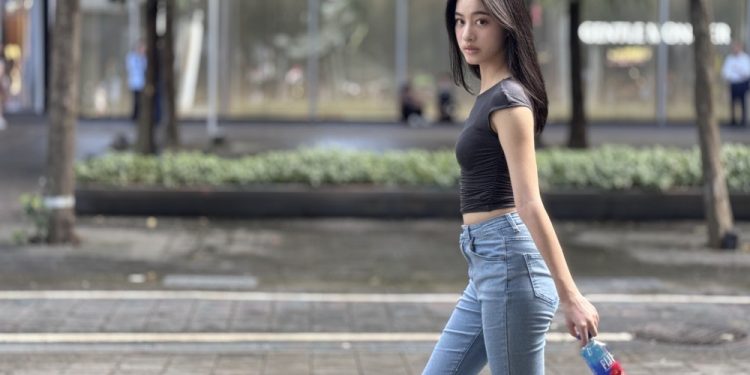 喝礦泉水上傳時尚街拍到IG 有機會贏得一年份好水