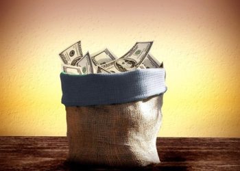 股市動盪FED啟動降息強化股債配置「這檔」資金的避風港