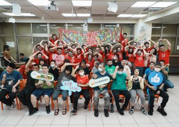 照亮社會中最陰暗的角落 中化企業前進台中服務「慢飛天使」　