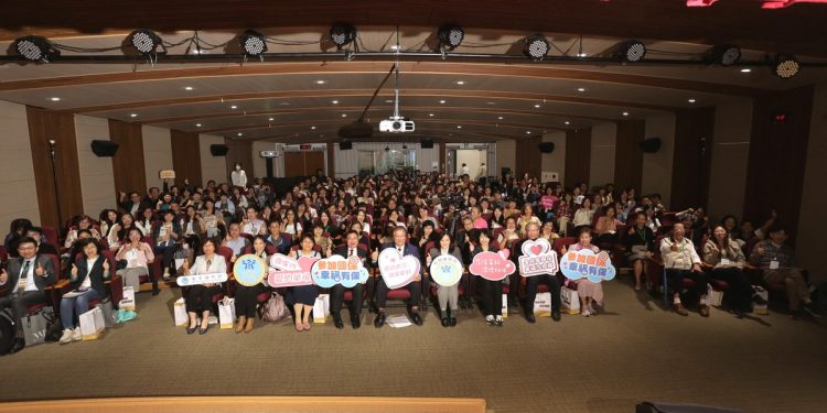「有保真好 溫情相伴」 國保 15 週年地方暨服務人員頒獎典禮