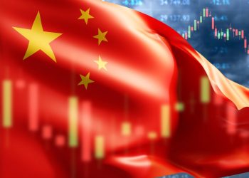 川普2.0「鷹」風陣陣！中港股集體震盪、人民幣應聲重貶