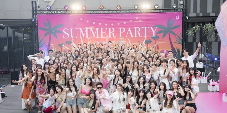 台灣晉捷生技百萬打造奢華泳池派對 吸引近兩百名經銷商參與狂歡