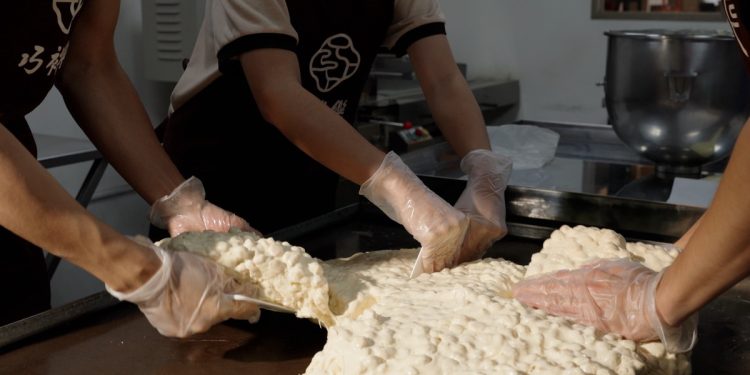 北投在地人伴手禮老店 巧裕樂牛軋糖