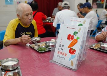 佳格攜手阿義師前進南機場樂活園地　導入循環菜單關懷長者營養