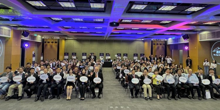 2024雲豹育成頂尖企業攜12組新創團隊展示智慧技術實現