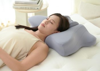 一夜好眠的秘密！四花軟居人體工學高彈記憶枕頭