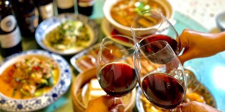 年終聚會完美搭檔　五款葡萄酒打造難忘團聚時光