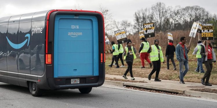 亞馬遜罷工行動在全美點放 工會爭取薪資待遇與加強安全環境
