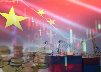 中國11月出口年增6.7%、進口下降3.9% 內需及外貿不振引發疑慮