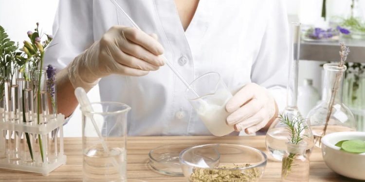 頂級保養新星 美國艾娜蓓純淨保養受矚目