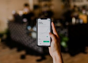 別被低配息嚇跑！存股專家：00929年化配息率仍逾9%