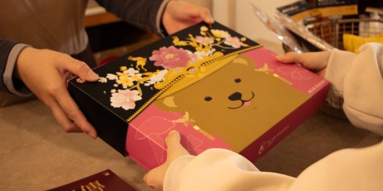 春節禮盒一秒變娘娘 小熊菓子新年禮盒1/10前預購9折