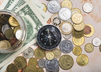 網友發問「500萬要買什麼非投等債」? 股民熱心解答:選00945B