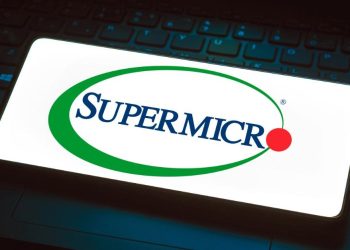 美超微遭踢出那斯達克100指數 股價重挫逾8%、市值大縮水