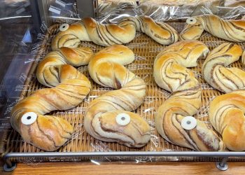 蛇PRISE！全聯阪急麵包年節新品「琉球喜蛇」 共迎農曆新年