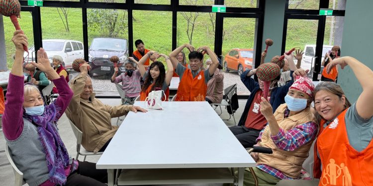 三商美福關懷長者 手作活動共創樂齡美好生活