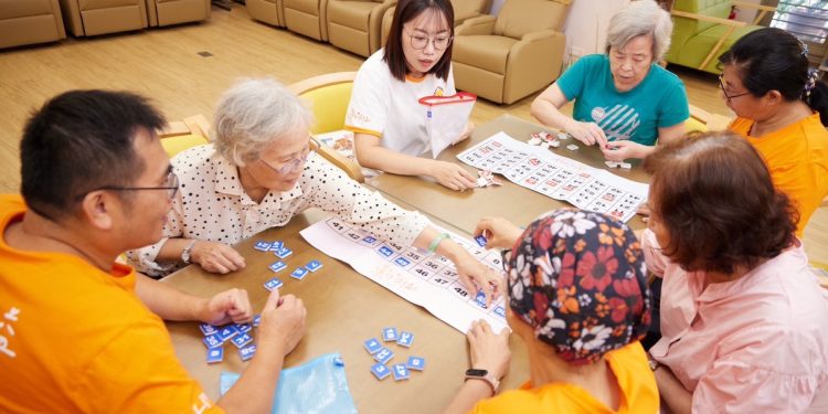 親手燉煮的愛！源生時養燕窩公益禮盒暖心上市  支持樂作失智照護愛不斷