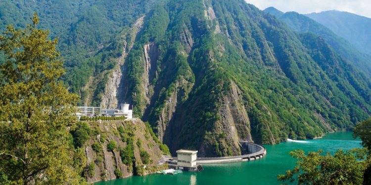 台電電幻1號所《湧蓄未來》特展 坐VR機器人探水力電廠山中秘境