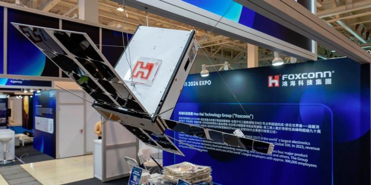 AI伺服器需求強勁 鴻海2024全年營收再創新高