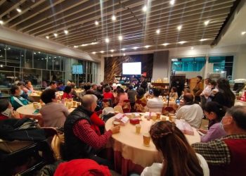 愛走國際樂享購攜手拼拼AI 高雄感恩餐會展望電子商務新未來