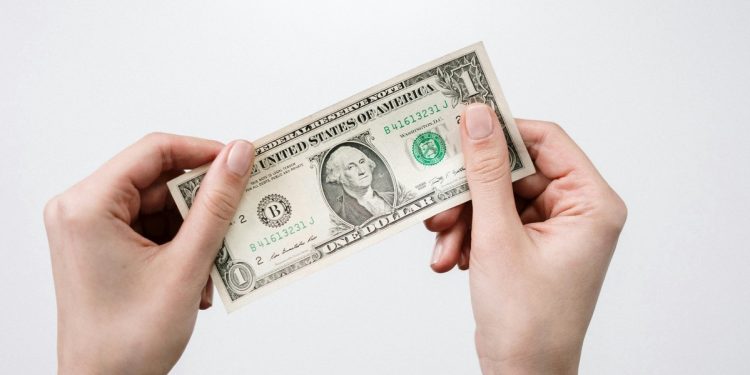 非投等債很危險? 阮慕驊嗆「別打翻一船人」 稱讚1檔ETF亮眼！