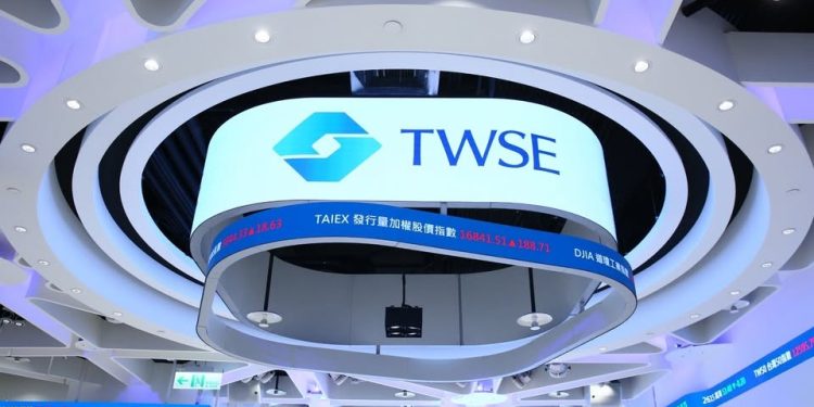 美國關稅突襲！台股終場跌逾200點 鋼鐵人起身護盤、守住5日線