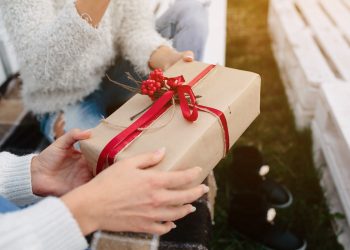 Threads網友熱議：外送熱燕窩成為「月經來貼心舉動」與「告白神器」代名詞？